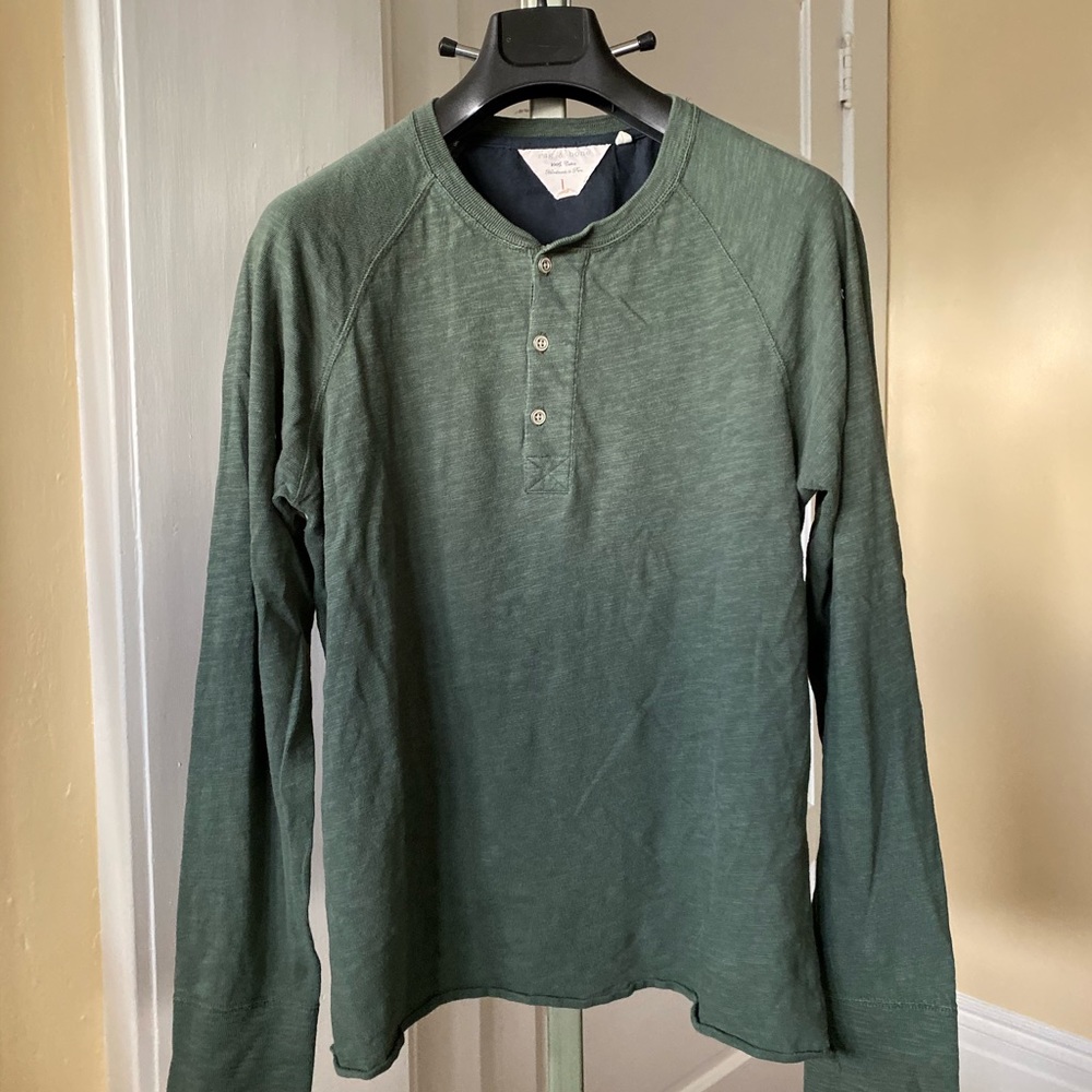 Gently worn. Like new.